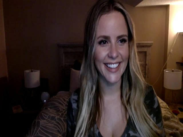 Live sex webcam photo for Xo_Daisy_oX #269207379