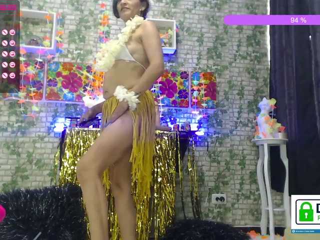 Live sex webcam photo for rubyamor #269220437