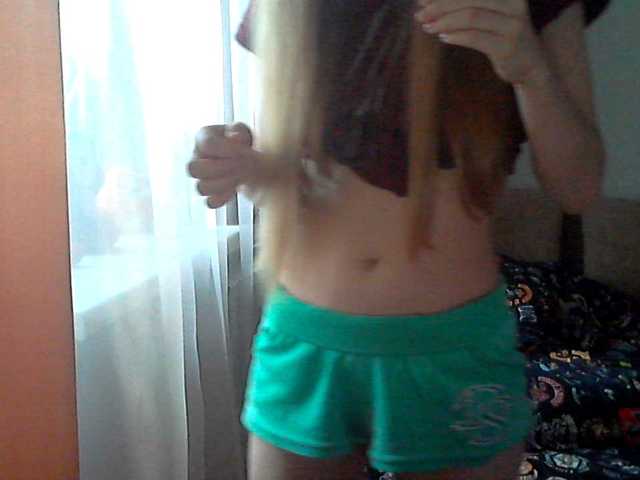 Live sex webcam photo for alisekss8 #269232394