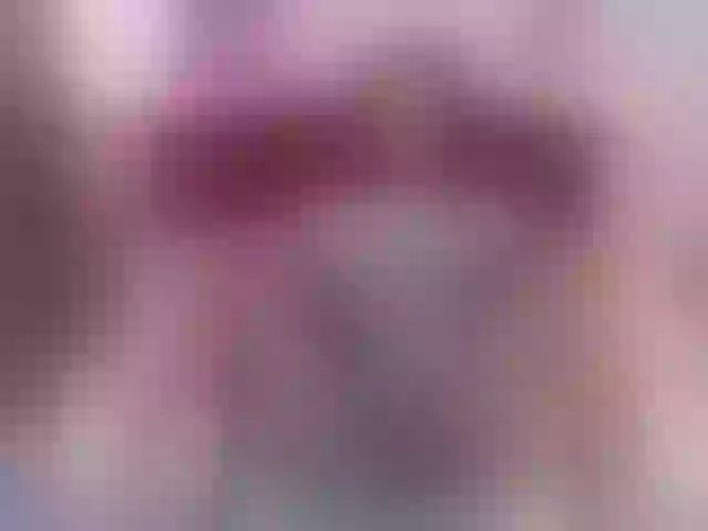 Live sex webcam photo for RoussMeyers #269232874