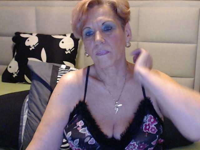 Live sex webcam photo for ANGELGRANNY #269242628