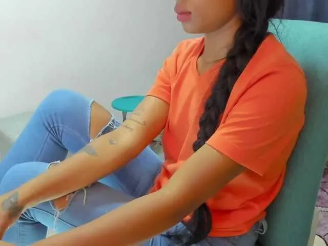 Live sex webcam photo for YourSally #269227280
