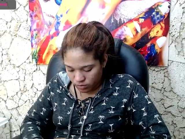 Live sex webcam photo for Elovessemax #269241717