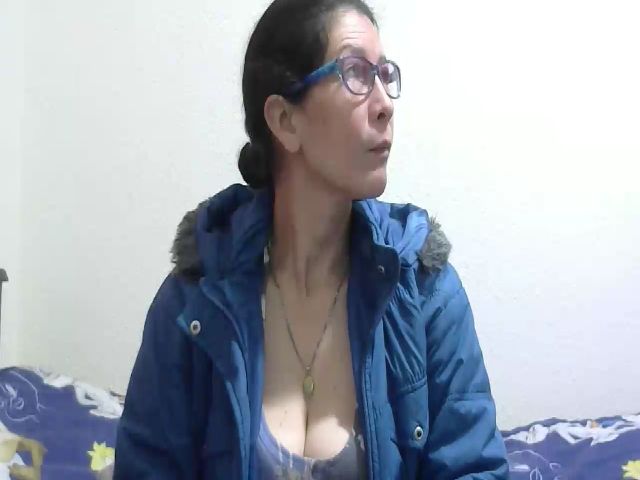 Live sex webcam photo for Latin__mature #269233367