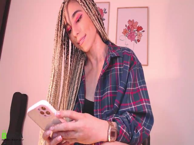 Live sex webcam photo for Annie_es #269228678