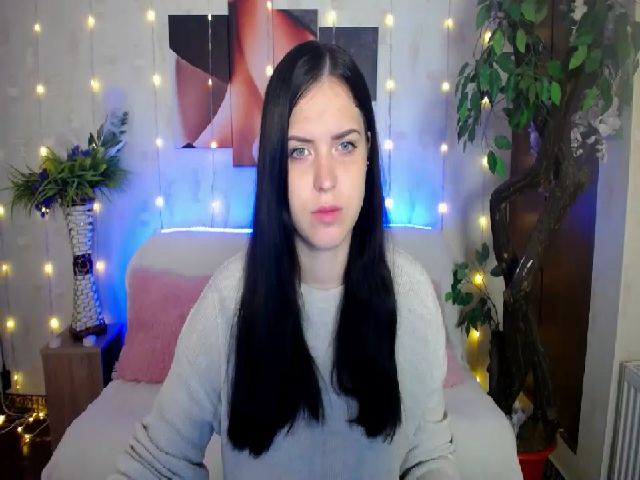 Live sex webcam photo for Antonia_W_ #269231524