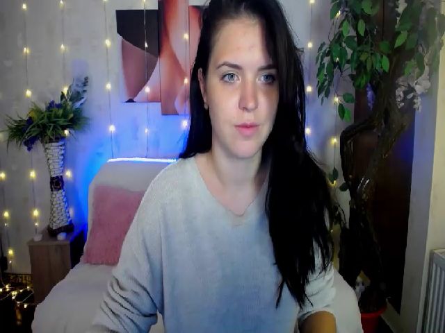 Live sex webcam photo for Antonia_W_ #269234310