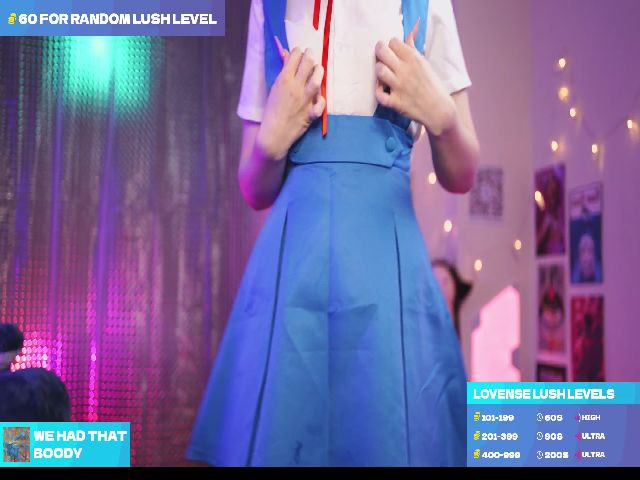 Live sex webcam photo for Annie_may_ #269239874