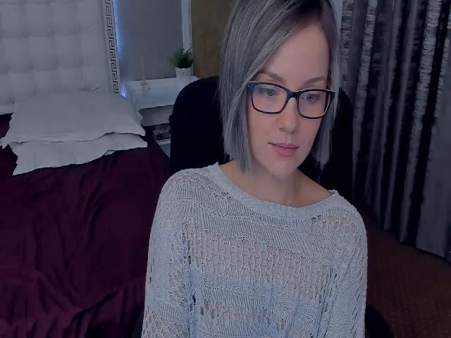 Live sex webcam photo for TiffanyRioxxx #269229202