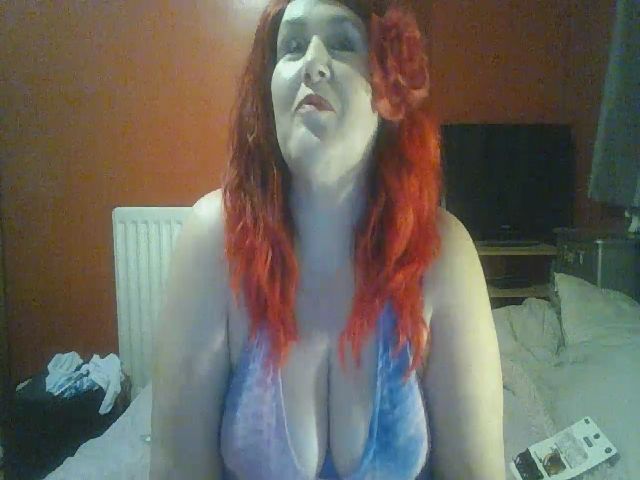Live sex webcam photo for YUMMYMUMMY39 #269243492