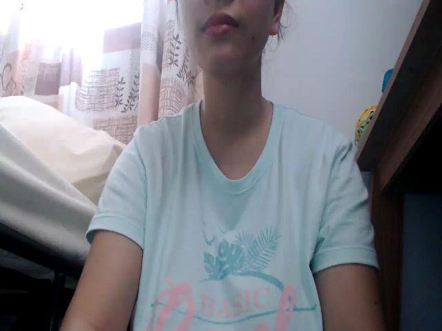 Live sex webcam photo for HotpukiLuver #269229135