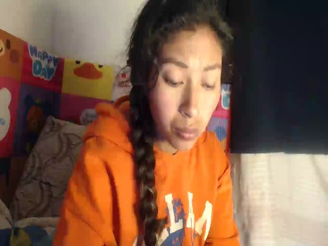 Live sex webcam photo for CHILENITAHOT #269229720