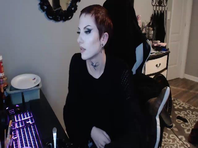 Live sex webcam photo for Painbaby #269230195