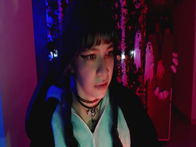 Live sex webcam photo for umaru_michae #269233837