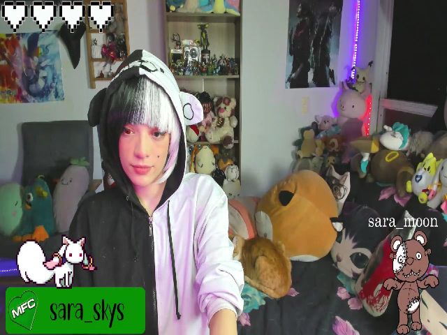 Live sex webcam photo for Sara_Skys #269233590