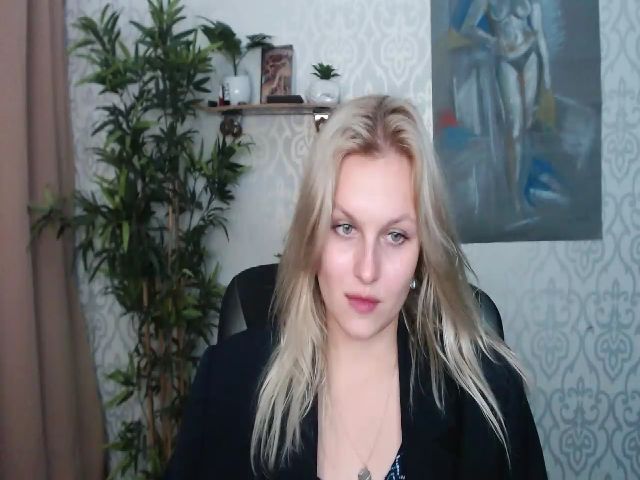 Live sex webcam photo for Dorina_xX #269242757