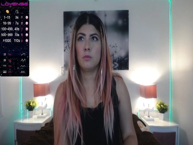 Live sex webcam photo for NicolSaenz #269238126