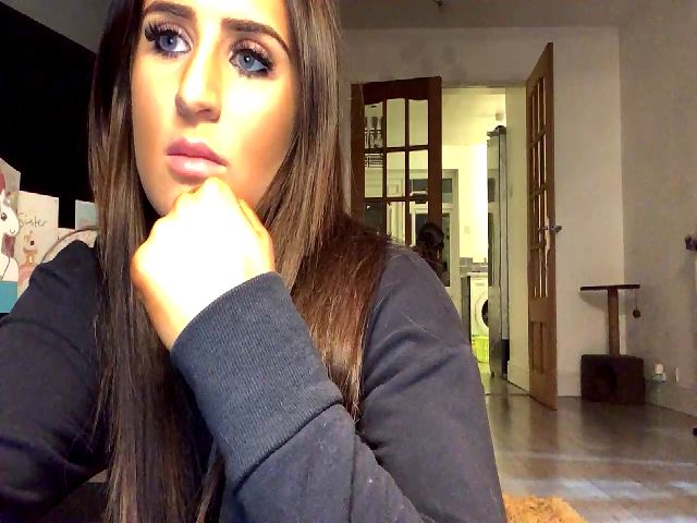 Live sex webcam photo for Crystal_MFC #269245403