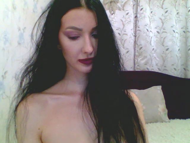 Live sex webcam photo for GirlPlayy #269231979