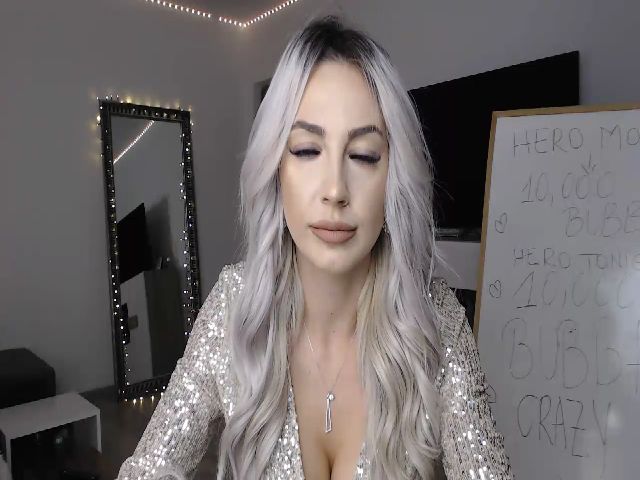 Live sex webcam photo for Anyaa_ #269240796