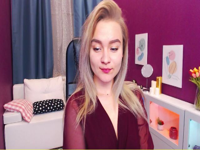 Live sex webcam photo for Kara_Smith #269228800