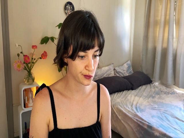 Live sex webcam photo for miatv #269230803