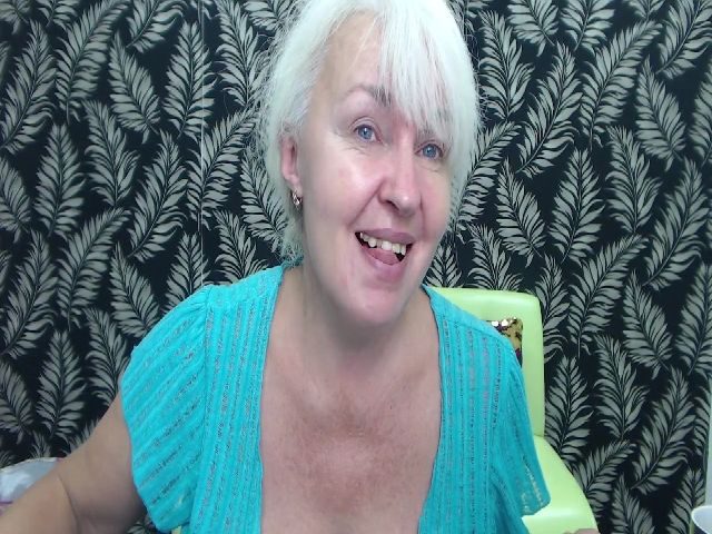 Live sex webcam photo for KamaliaSim #269242252