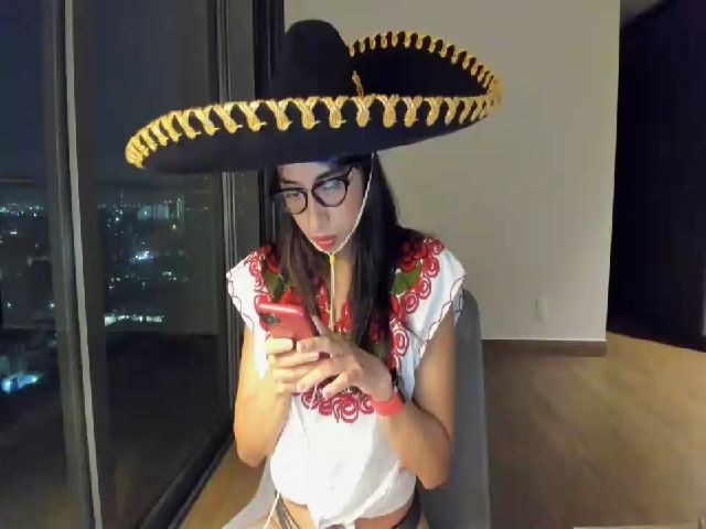 Live sex webcam photo for LovelyEvaa #269229568