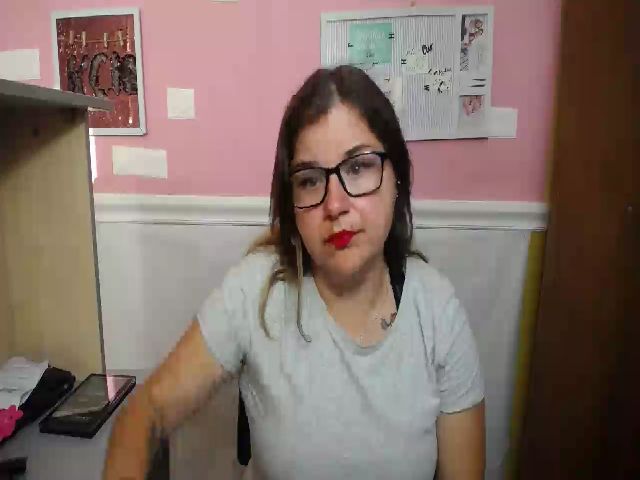 Live sex webcam photo for MonLais #269238688