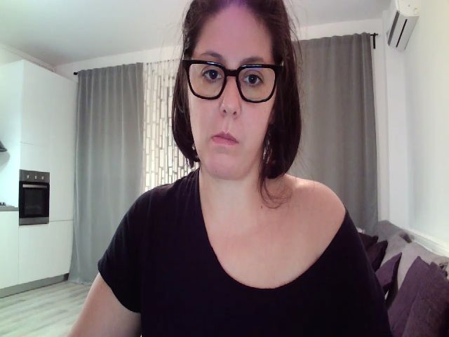 Live sex webcam photo for SILKYWOMAN #269240148