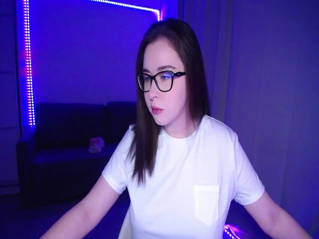 Live sex webcam photo for WowLisa #269235174