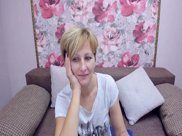 Live sex webcam photo for Paris_Fairy #269245618