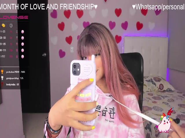 Live sex webcam photo for Melaniemiler #269234151