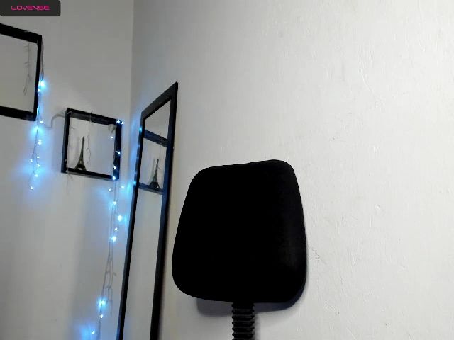 Live sex webcam photo for IrisDeus #269231067