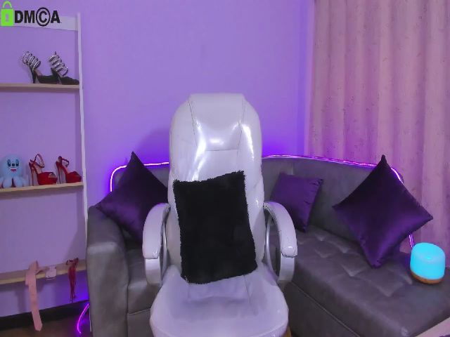 Live sex webcam photo for Marshal_k #269238380