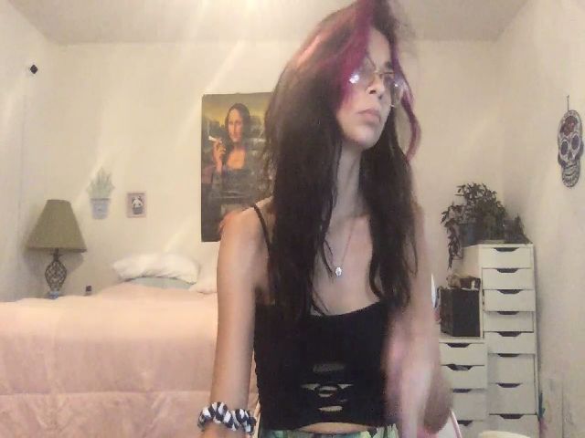 Live sex webcam photo for Ganjafux710 #269245719