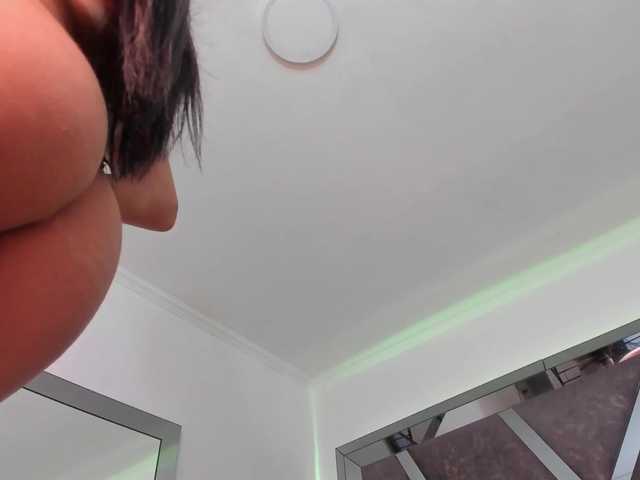 Live sex webcam photo for Marnie-Jones #269232582