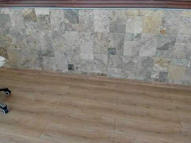 Live sex webcam photo for Emmasweetx #269236325