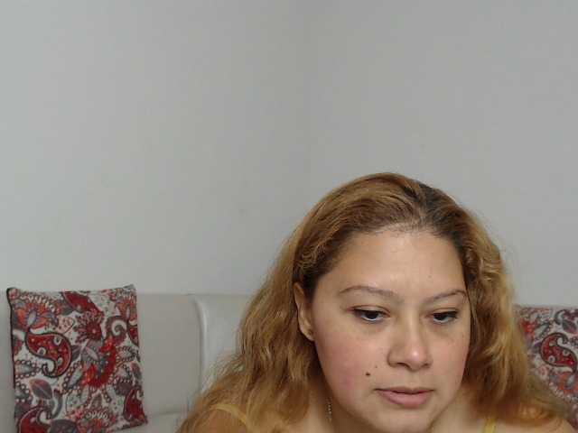 Live sex webcam photo for luzGold #269237239