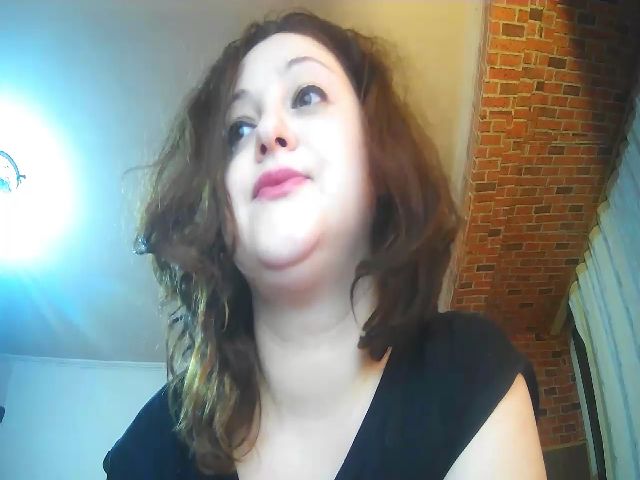 Live sex webcam photo for CurlyCherry #269244061