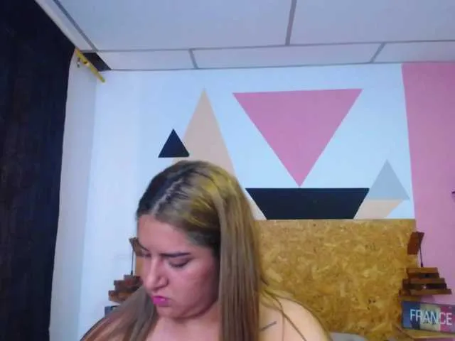 Live sex webcam photo for MelaniRice #269241673