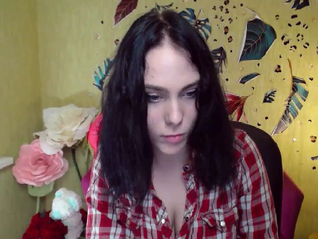 Live sex webcam photo for Lillit_Mars #269234220