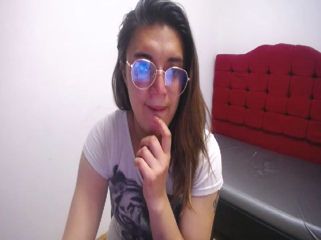Live sex webcam photo for Carolinforbes #269226441