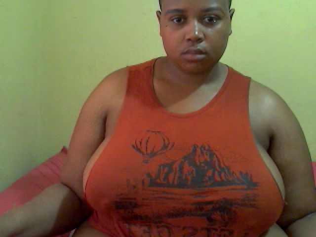 Live sex webcam photo for Longlove2 #269234760