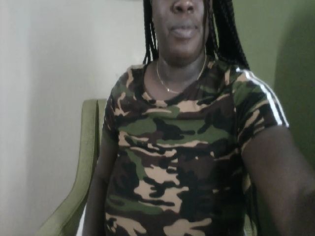 Live sex webcam photo for CoCoThundah #269229423