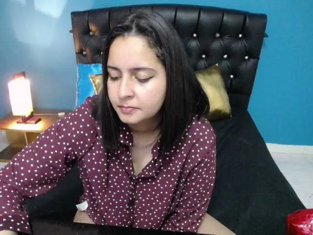 Live sex webcam photo for goddesstepha #269247243