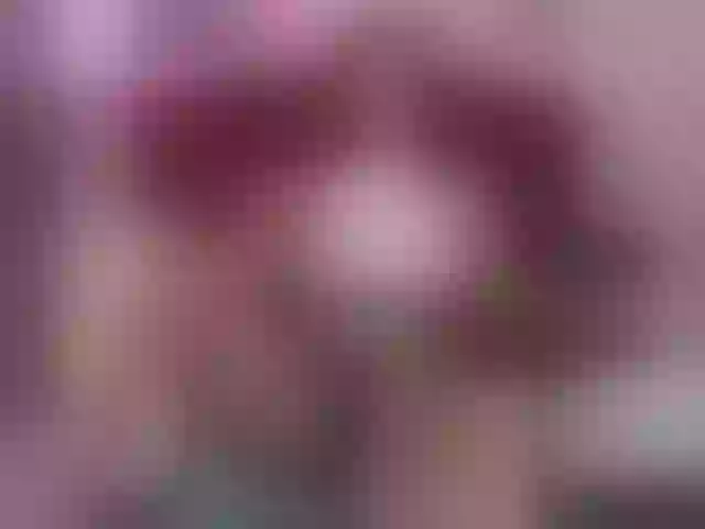 Live sex webcam photo for RoussMeyers #269251932