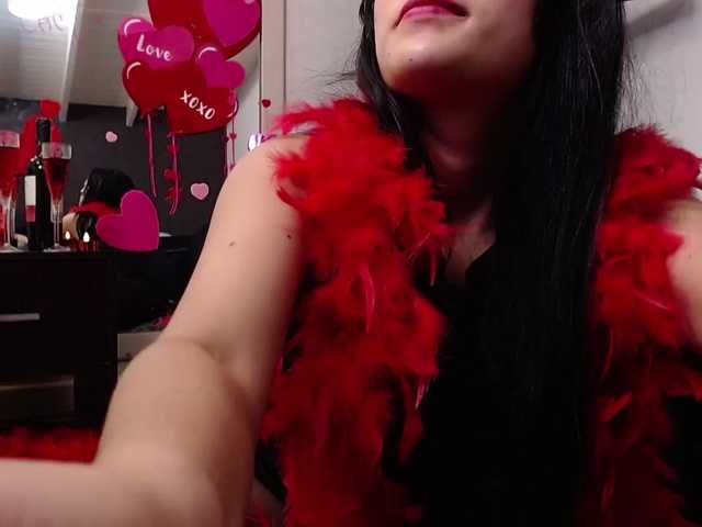 Live sex webcam photo for AliceLeroy #269261150