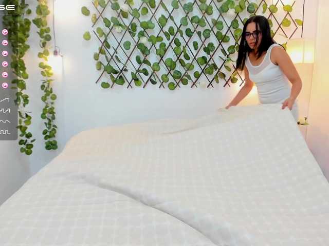 Live sex webcam photo for Tereza- #269255912