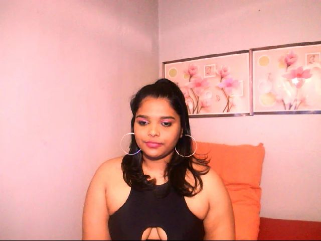 Live sex webcam photo for Indiankimmy #269255110